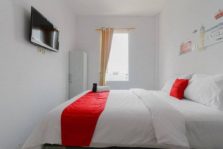 Reddoorz Plus Near Taman Rasuna Menteng