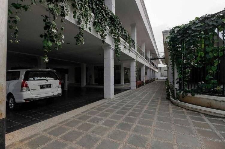 Reddoorz Premium @ Gandaria Jagakarsa