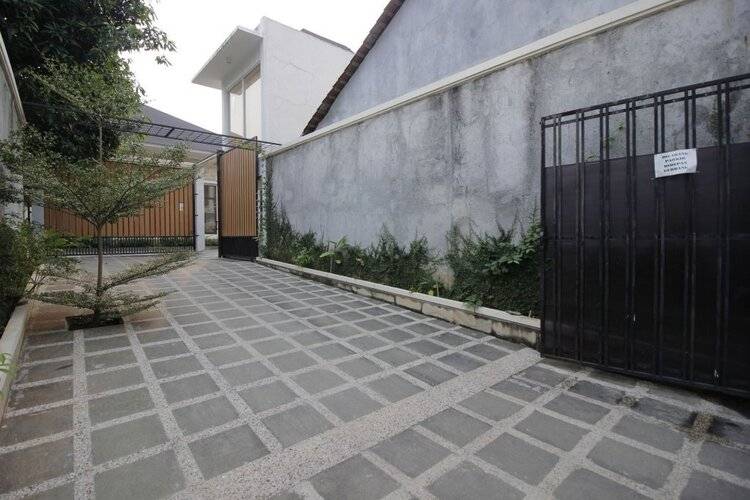 Reddoorz Premium @ Gandaria Jagakarsa