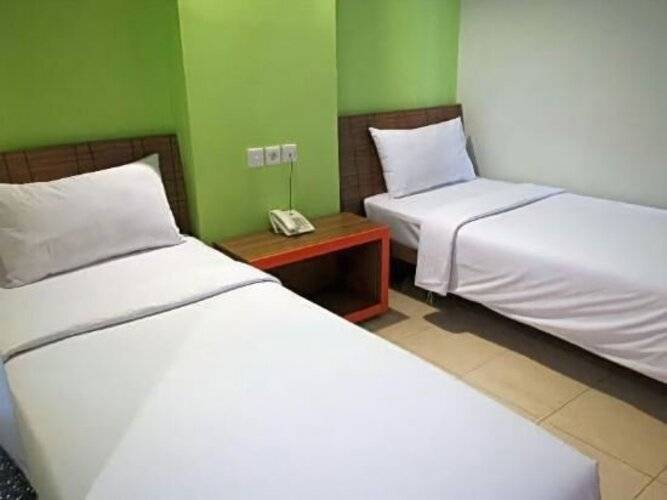 Studio One Hotel