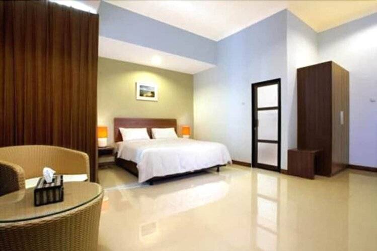 Studio One Hotel