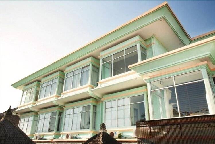 Studio One Hotel
