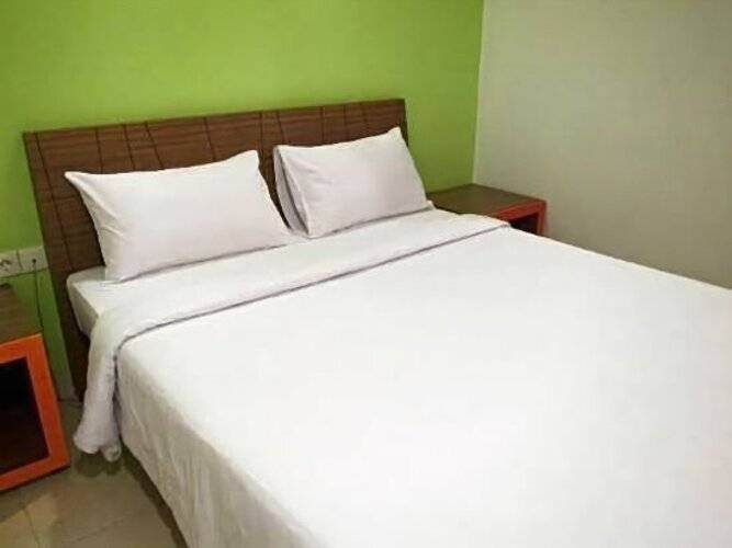 Studio One Hotel