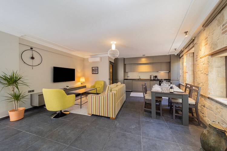 Gazetta Suite Boutique