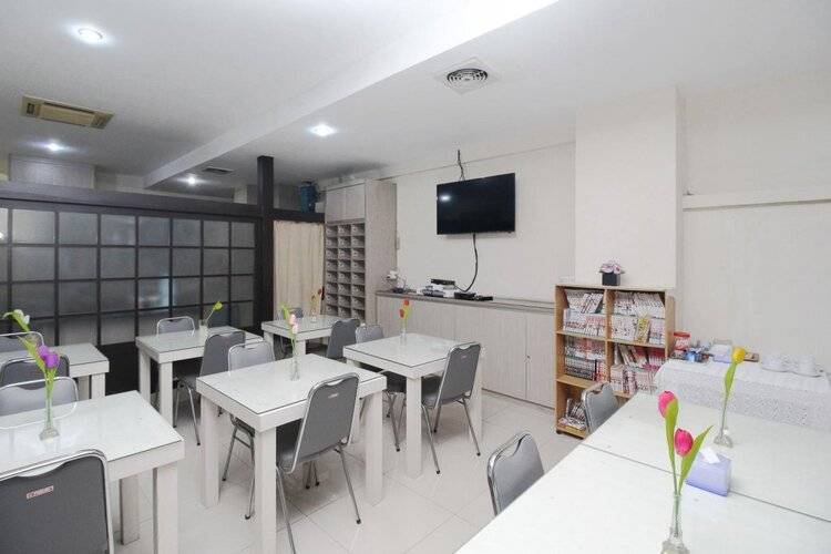Blossom Resident Blok M