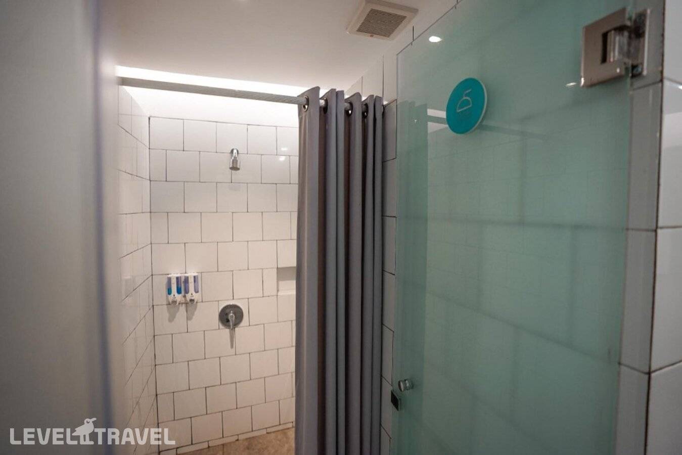 фотографии отеля Bobobox Pods Juanda в Индонезия(Джакарта) - фото №2