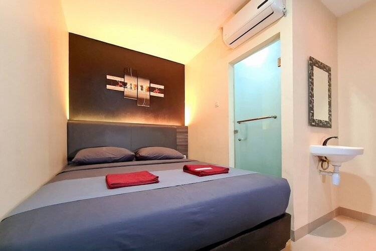 City Biz Residence