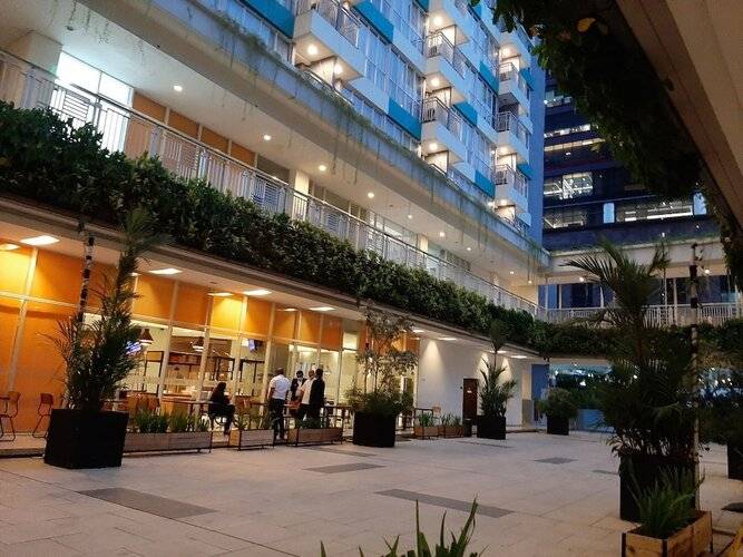 Cozy The H Residence By Bonzela Property