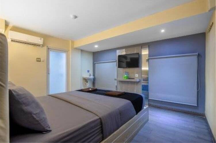 Infiniti Hotel