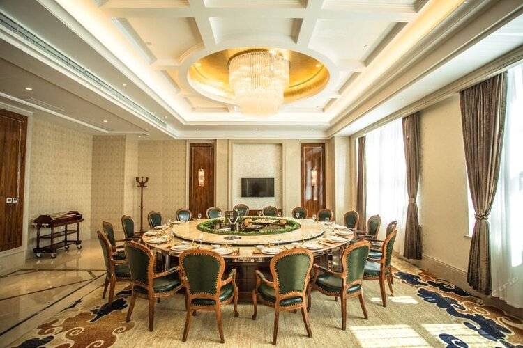 Shanghai Fuyue Hotel