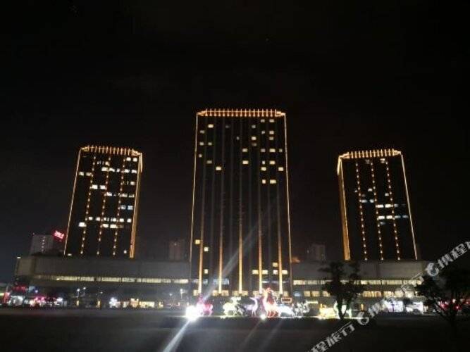 Shanghai Fuyue Hotel