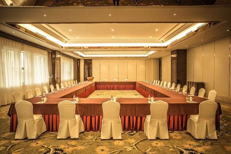 Shanghai Fuyue Hotel