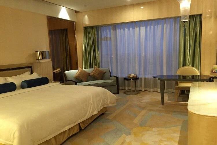 Shanghai Fuyue Hotel