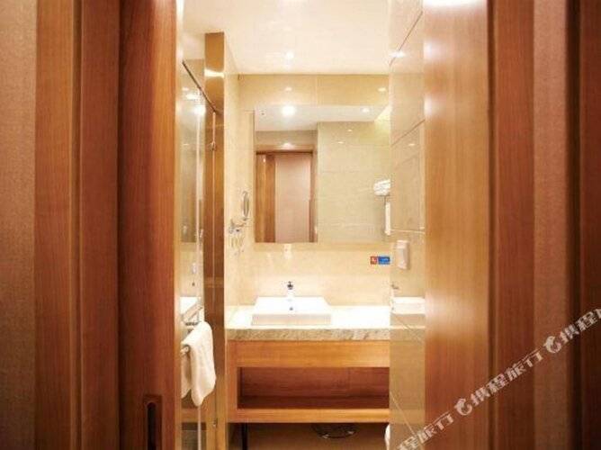 Peach Blossom Castle