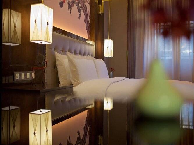 Shanghai Royal Garden Hotel