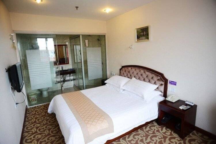 Super 8 Hotel