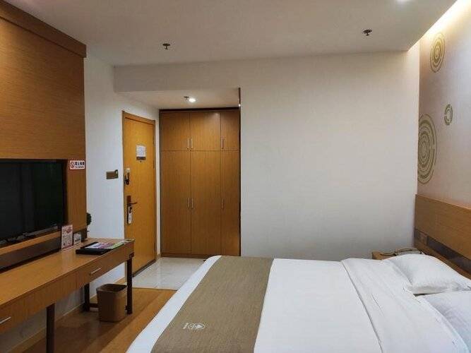 Greentree Inn Shanghai Jinshan District Wanda Plaz