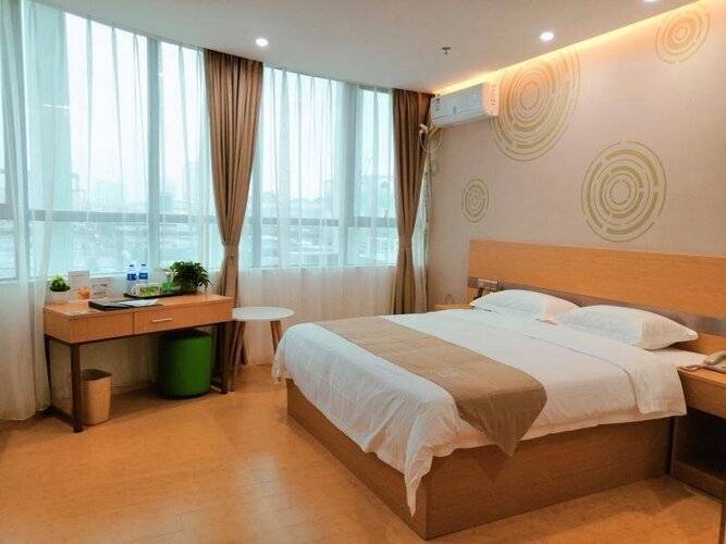Greentree Inn Shanghai Jinshan District Wanda Plaz
