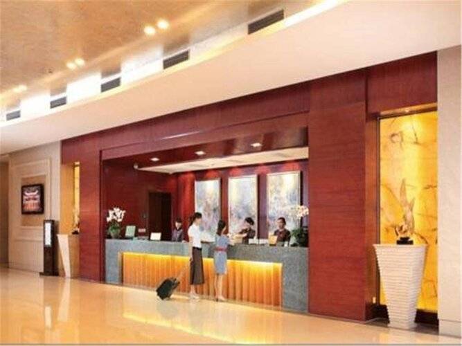 Shanghai Yuloon Hotel