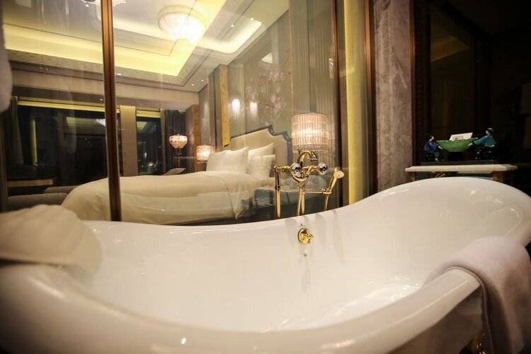 Wanda Reign On The Bund