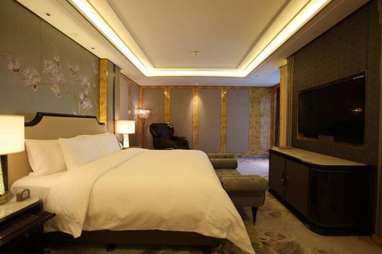 Wanda Reign On The Bund