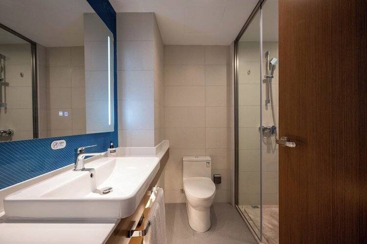 Holiday Inn Express Shanghai Pujiang Lianhang Road, An Ihg Hotel