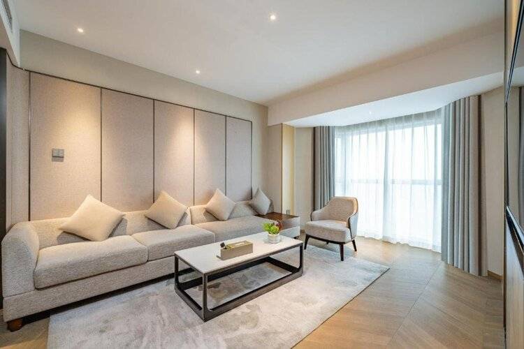 Holiday Inn Shanghai Huaxia, An Ihg Hotel