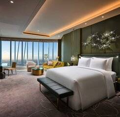 $item['hotel']['name']