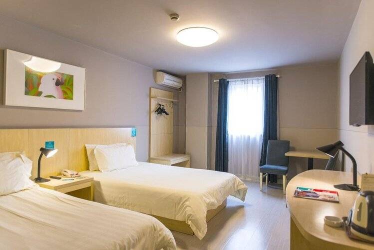 Jinjiang Inn Shanghai Jiading Chengzhong Road