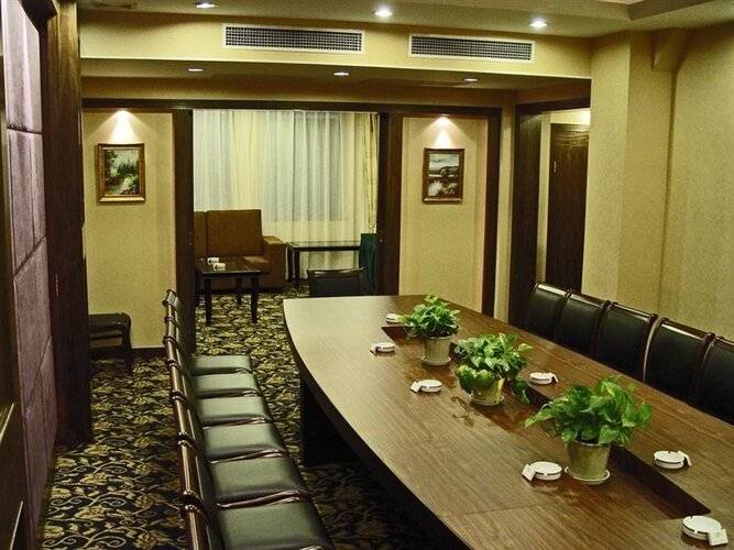 Metropole Hotel Shanghai