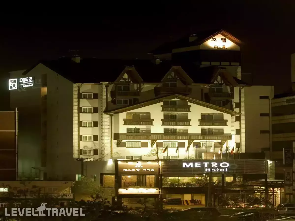 Metro Tourist Hotel