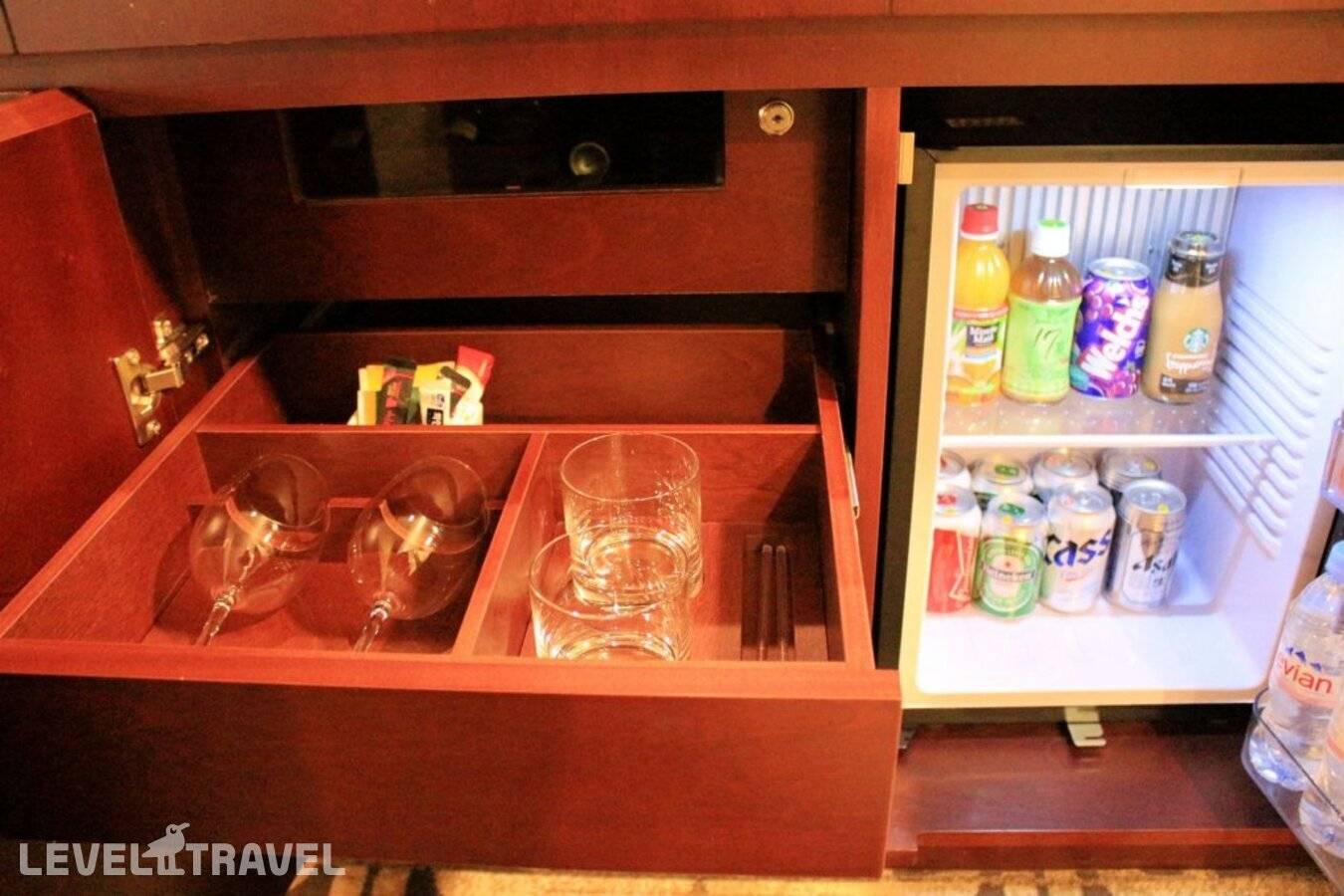 Изображение отеля 8