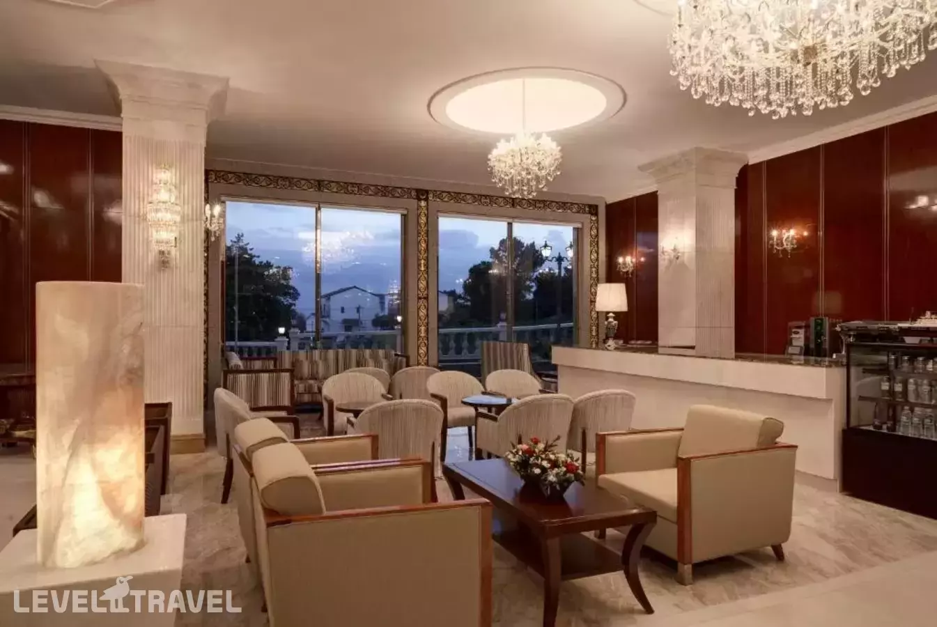 Goldone Hotel & Suites