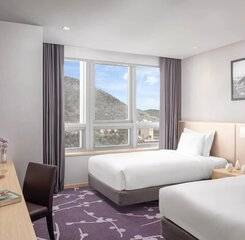 $item['hotel']['name']