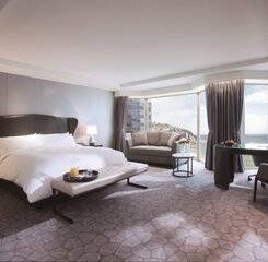 $item['hotel']['name']
