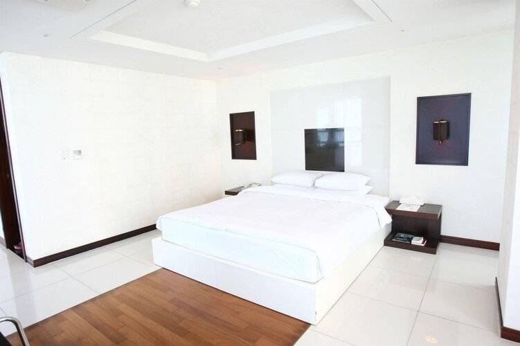 Sunset Business Hotel