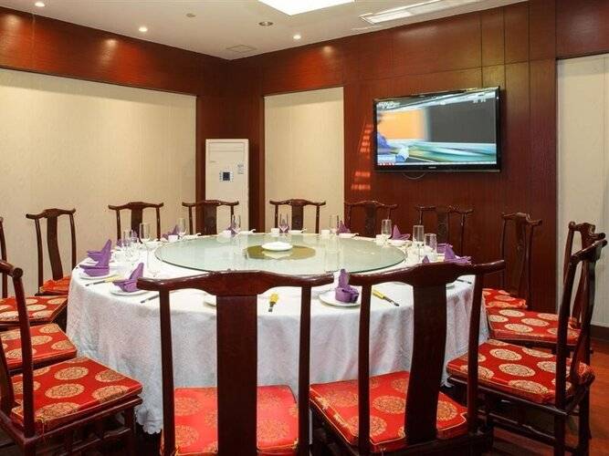 Spring Hotel International Shanghai Pudong