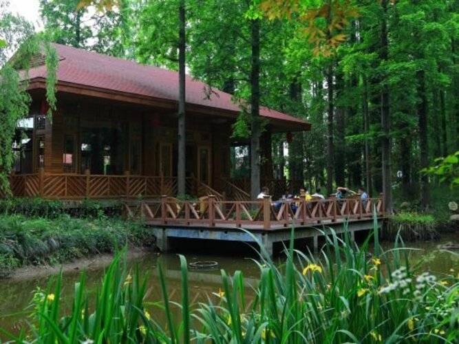 Yiqinyuan Resort