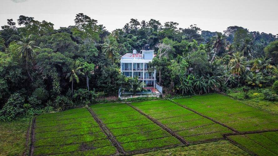 Green Edge Villa Hikkaduwa
