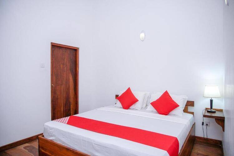 Green Edge Villa Hikkaduwa