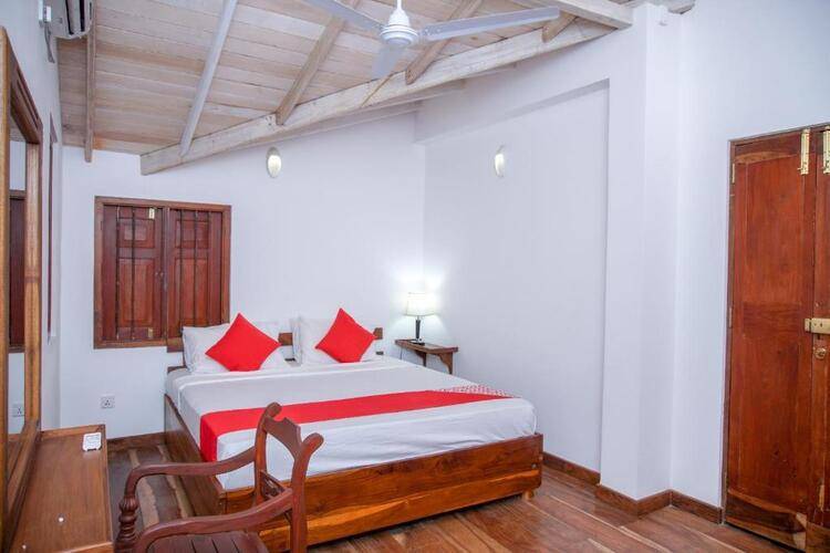 Green Edge Villa Hikkaduwa