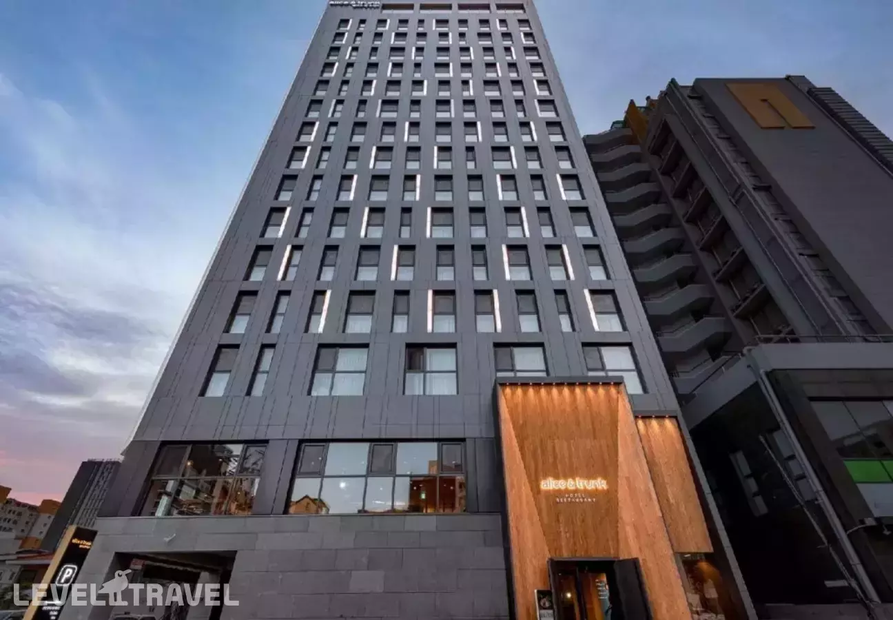 Hotel Alice And Trunk