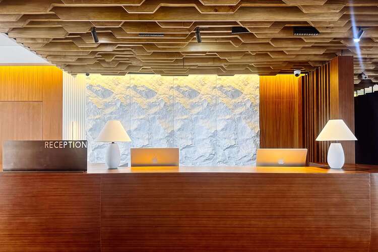 La Green Hotel & Residence