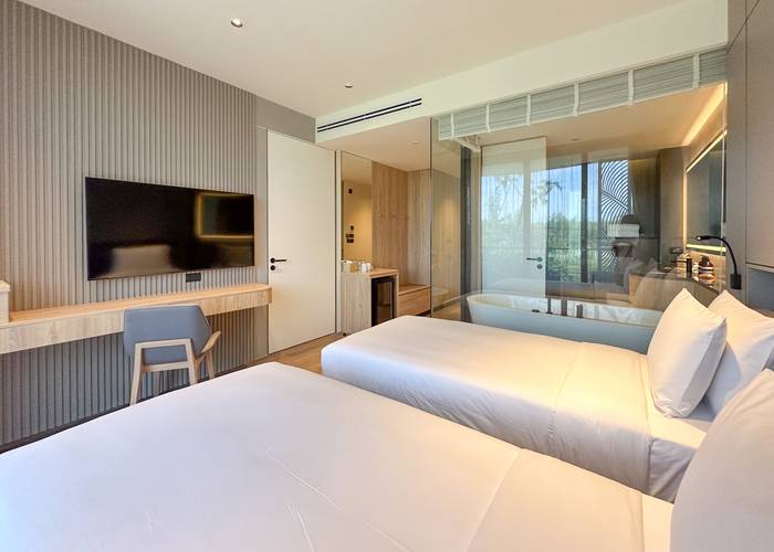 La Green Hotel & Residence