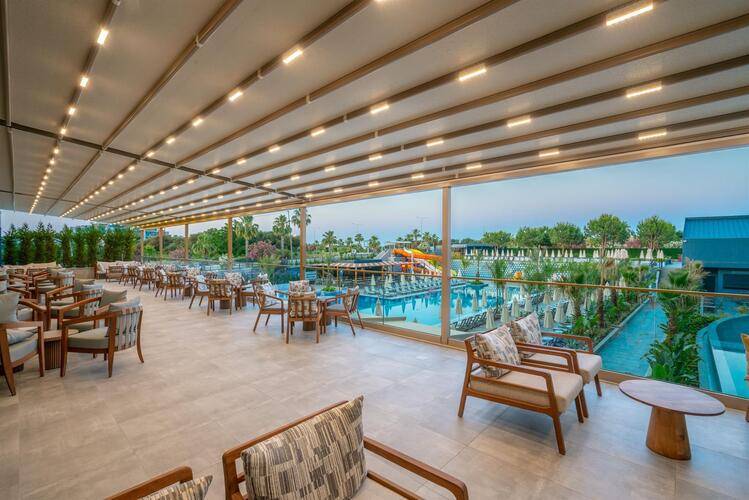 Vox Maris Resort
