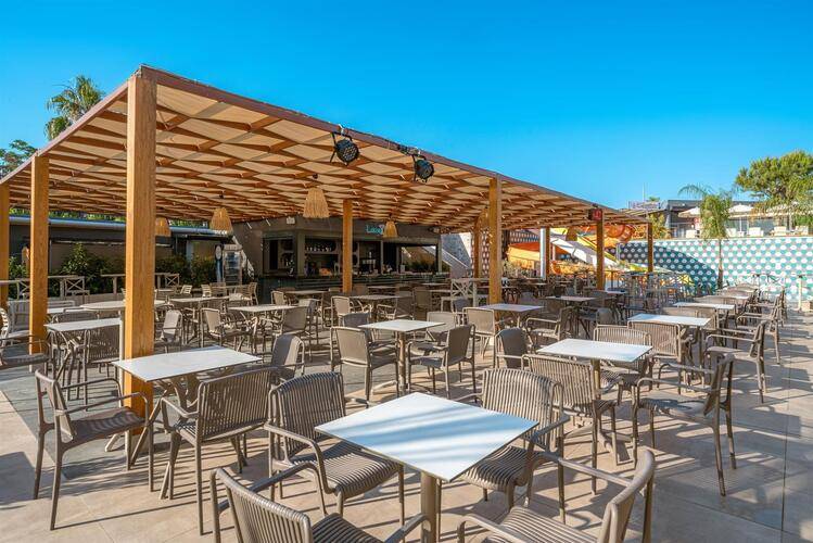 Vox Maris Resort
