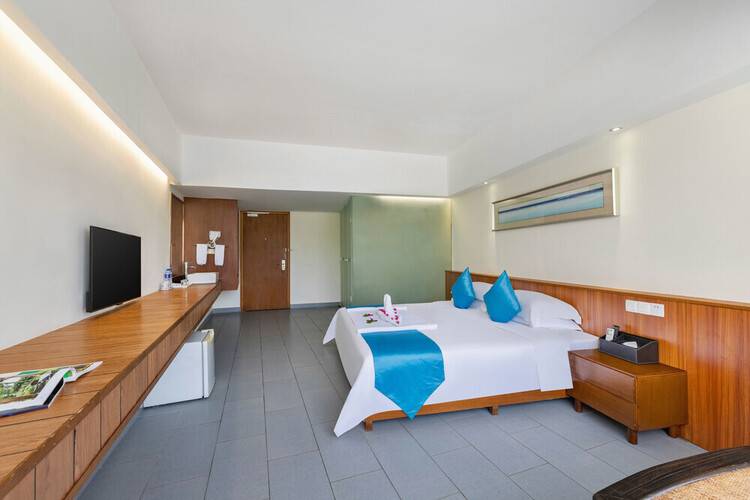 Sanya Luyi Seaview Hotel