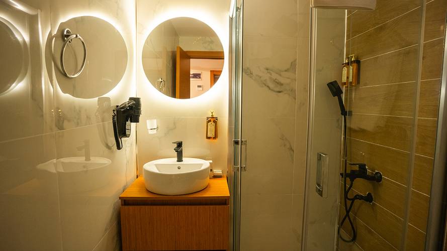 Cip Hotel