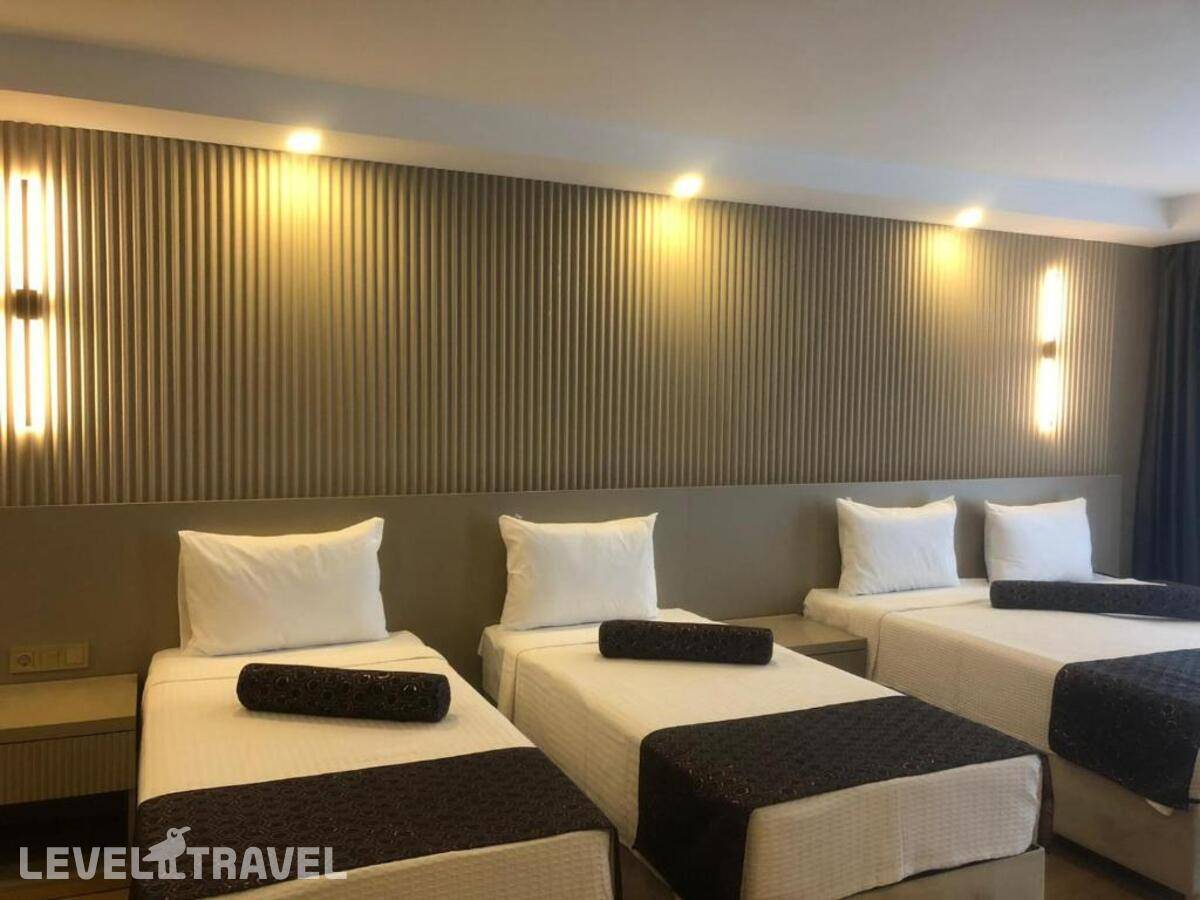 Grand Iska Hotel — фото 3