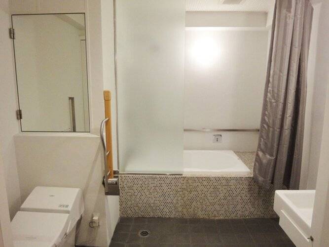 City Hotel N.U.T.S.